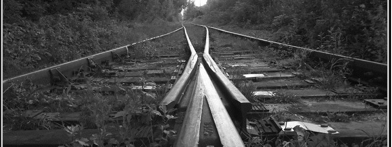 Смертельная авария под Киевом: поезд снес легковушку