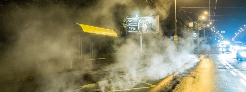 В Киеве без горячей воды остались больницы, садики и школы: где и почему