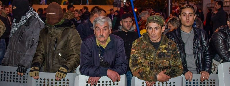 Уставшие, злые и полные решимости: самые запоминающиеся лица митинга под Радой