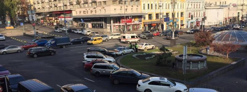 Где в Киеве появились пробки из-за палаточного городка под Радой
