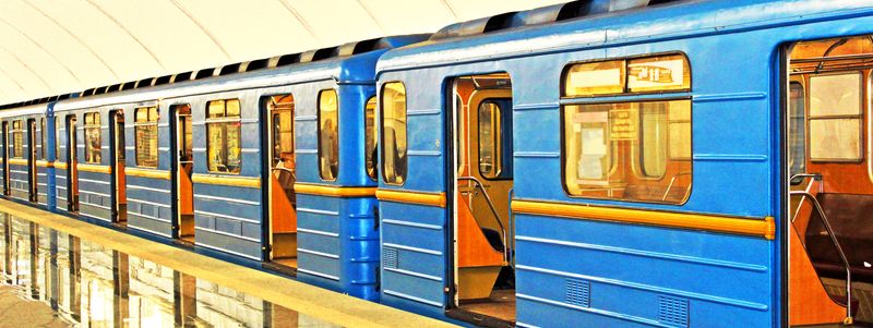 Проезд в метро Киева теперь можно оплатить при помощи мобильного