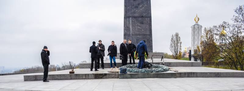 В Киеве погасили Вечный огонь: подробности
