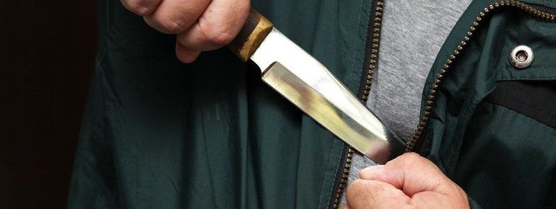 На Академгородке задержали грабителя, который напал на женщину в лифте