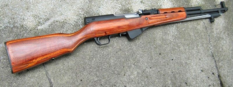 В Киеве мужчина с винтовкой потерял сознание и очнулся без оружия