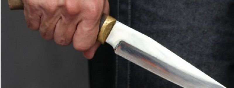 В Киеве мужчина подрезал племянника, защищая пожилую мать