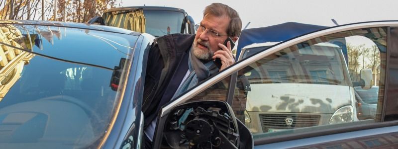 ДТП в центре Киева: французский дипломат столкнулся с украинкой