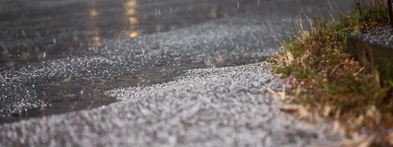Жителей Киева предупредили об опасности на дорогах