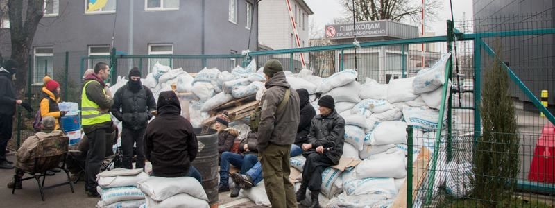 Блокада NewsOne: каналу пригрозили перекрыть второй выход