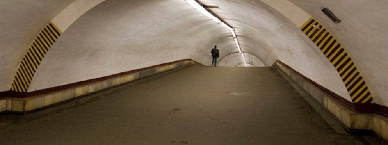 В метро Киева на глазах у собственного сына умер мужчина