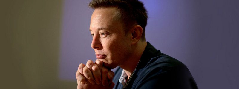 Смерть детей в «ДНР», лишение Илона Маска поста в Tesla и запрет на Микки Мауса: ТОП новостей дня