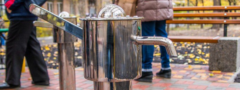 В бюветах Киева воду признали опасной для здоровья: адреса