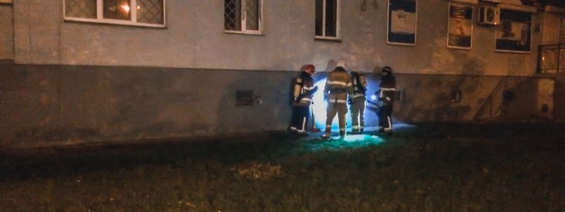 В Киеве вспыхнул подвал из-за короткого замыкания