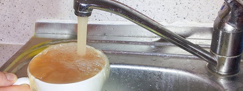 В Дарницком районе Киева из кранов потечет грязная вода: ищи свой адрес