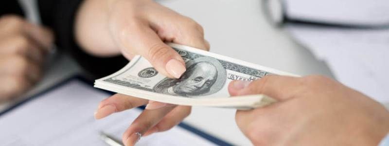 Оформлення кредитів на різних людей: як розпізнати шахраїв та не потрапити у пастку