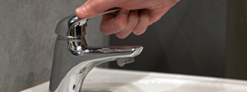 Часть жителей Киева осталась без воды: адреса
