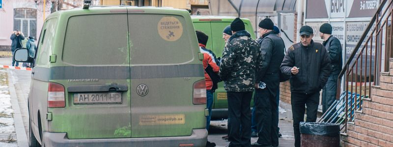 1000 пропавших во время пожара в Калифорнии, кража двух миллионов у инкассаторов под Киевом и смерть Евгения Осина: ТОП новостей дня