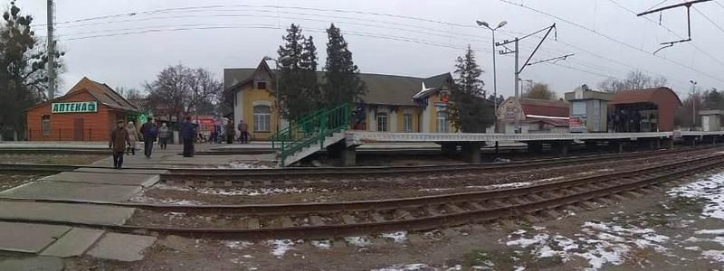 Под Киевом поезд убил женщину, которая переходила пути