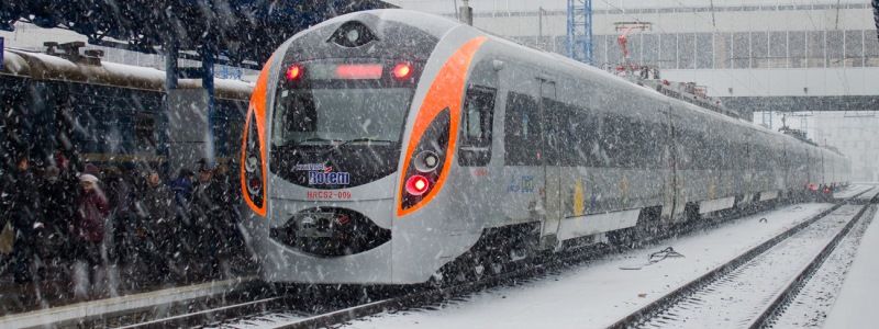 Когда откроют продажу железнодорожных билетов на Новый год: даты