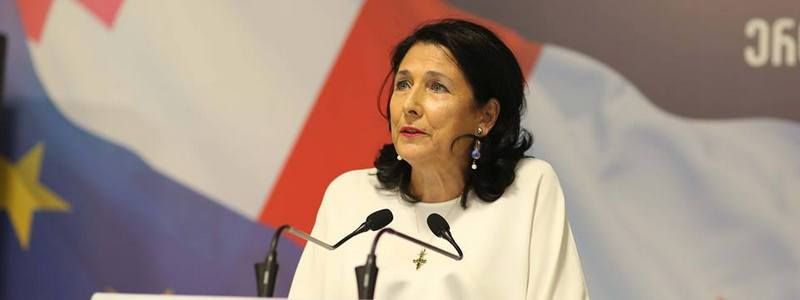 Начало военного положения в Украине, фаворит президентских выборов в Грузии и смертная казнь в Беларуси: ТОП новостей дня