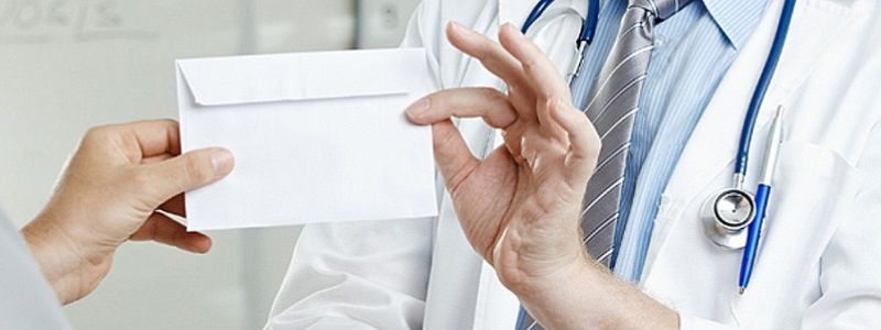 В Киеве врачи требовали от раненого воина АТО почти 43 тысячи гривен