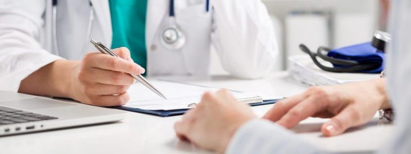 Что делать, если не успел записаться к семейному врачу и что изменится в поликлиниках