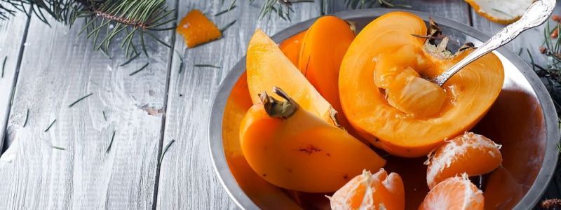 Где в Киеве купить сладкие мандарины, хурму, зимние яблоки и свежее мясо