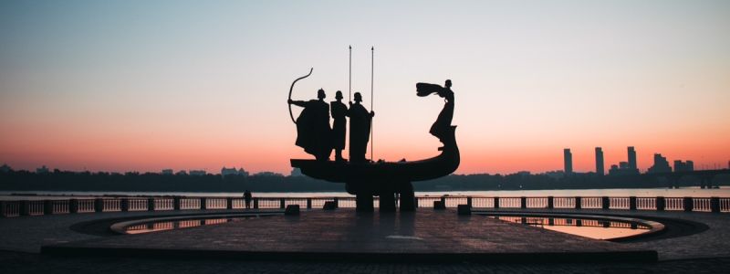 Жители Киева выбирают новый символ столицы: как проголосовать