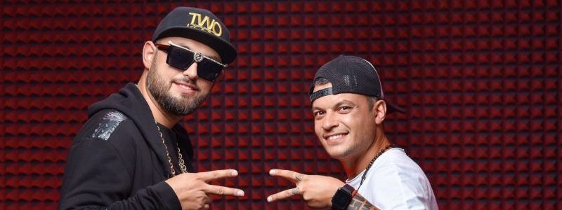 Олександр Павлік розповість, чи вдягаються зірки у Second Hand та який новорічний лук вони обирають