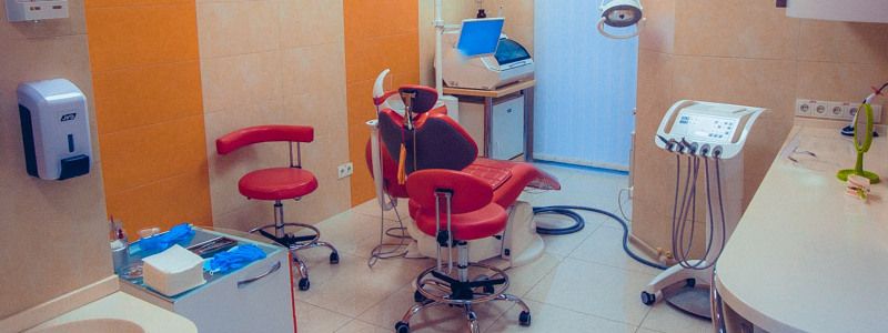 Голливудская улыбка в Киеве: как стоматологи «Аснан Дент» создают домашний уют и развеивают мифы