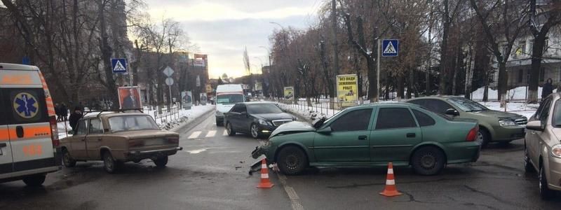 Под Киевом пьяный водитель спровоцировал ДТП: пострадали трое детей