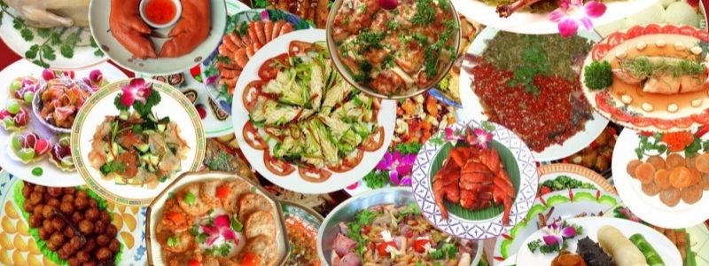 Праздничное застолье: стоит ли принимать таблетки от переедания