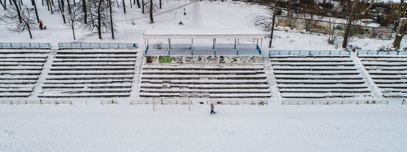В Киеве перенесли ремонт легендарного стадиона "Старт": когда начнут и что там сейчас