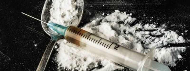 В Киеве на Троещине местные жители вооружились и открыли пять наркопритонов