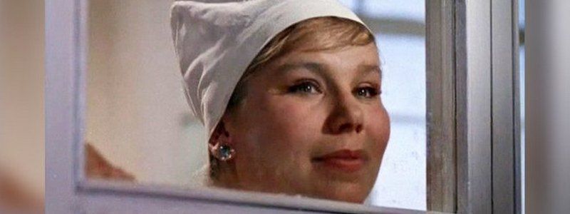 В Днепре мужчина взял в заложники 12-летнюю девочку, в Москве умерла актриса фильма «Операция "Ы», а Microsoft прекращает поддержку Internet Explorer: ТОП новостей дня