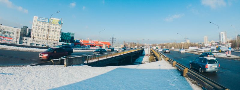 В Киеве возле "Почайной" за 131 миллион отремонтируют часть путепровода: что там сейчас