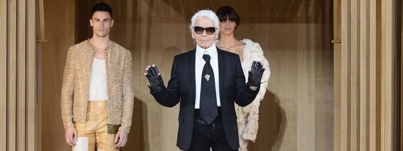 В Париже умер Карл Лагерфельд, в США застрелили троих детей, а Китай построит первую космическую электростанцию: ТОП новостей дня