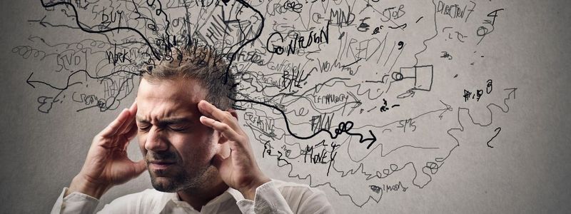 Сколько жителей Украины пережили стресс и по какой причине: статистика