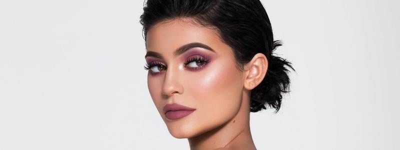 Похищение мейн-кунов, смерть создателя калькулятора и самая юная миллиардерша в мире: ТОП новостей дня