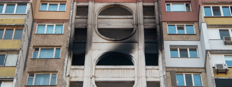 В Киеве на Троещине горел 16-этажный дом