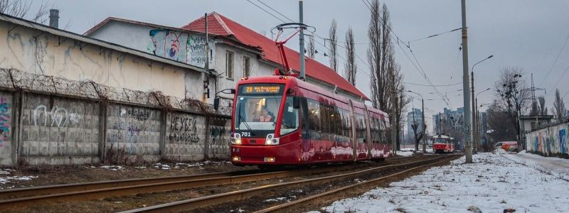 В Киеве три трамвая на одну ночь изменят маршруты: подробности