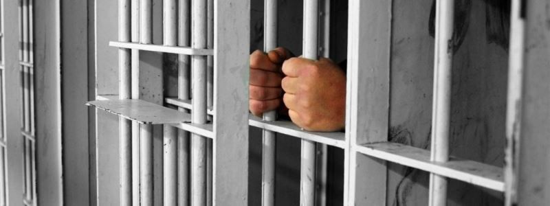 Под Киевом мужчина сбежал с исправительной колонии и прятался дома с наркотиками