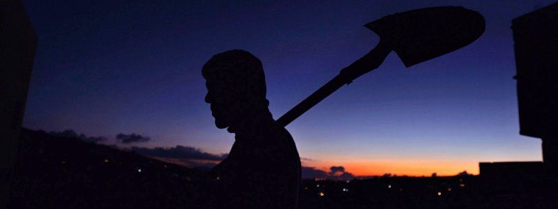 Под Киевом наркодилеры закопали человека