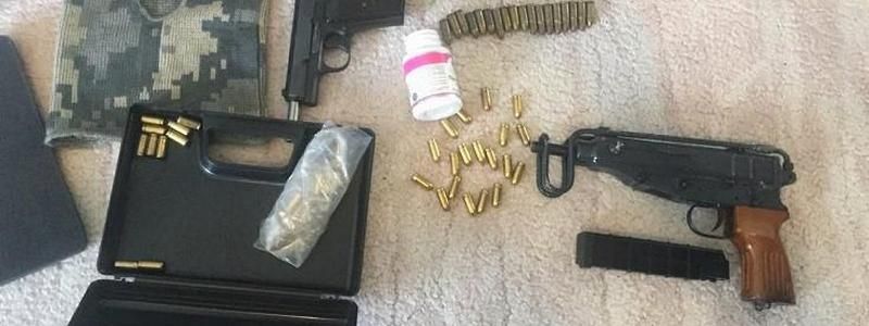 В Киеве полиция поймала четверых мужчин, которые обстреляли ресторан «Веранда на Днепре»