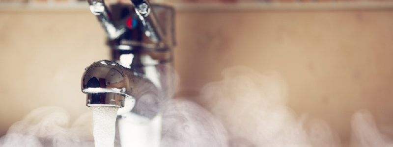 В Соломенском районе Киева на две недели отключат горячую воду: дата и адреса