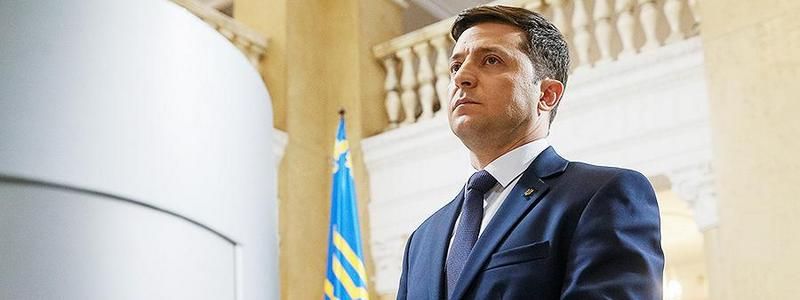 Рада назначила дату инаугурации Зеленского, Трамп ввел чрезвычайное положение в США, а коалы на грани вымирания: ТОП новостей дня