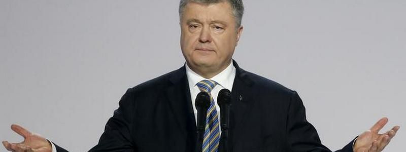 Новое название партии Порошенко, бомбардировки в Сирии и смерть ребенка в наводнении на Закарпатье: ТОП новостей дня