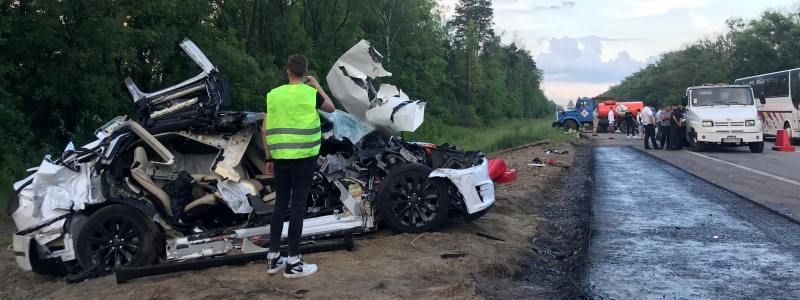 Арест журналиста "Медузы" в Москве, смертельная авария Tesla в Украине и взрыв в Швеции: ТОП новостей дня