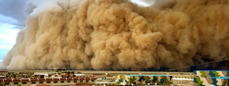 Пыльные бури в Индии, ДТП со школьным автобусом в Германии и вылет "Черноморца" из УПЛ: ТОП новостей дня