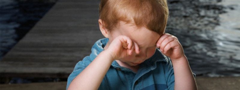 Что грозит родителям, которые случайно забыли ребенка в магазине