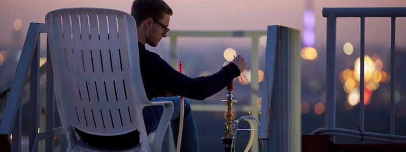 Где в Киеве покурить кальян под открытым небом: ТОП мест и цены